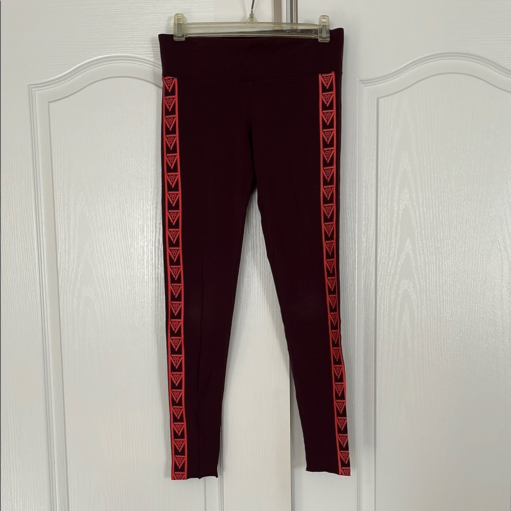 Aritzia TNA leggings